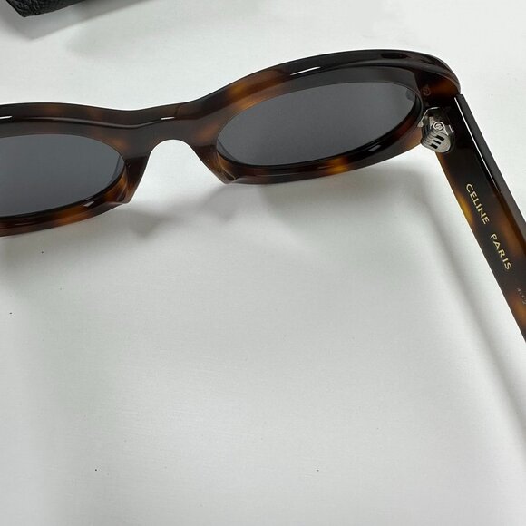 Celine Triomphe Oval Sunglasses - Picture 4 of 7